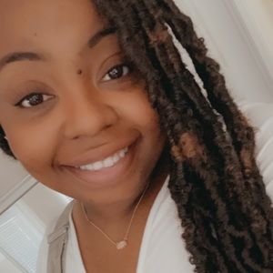 Meet your Posher, Krystalin